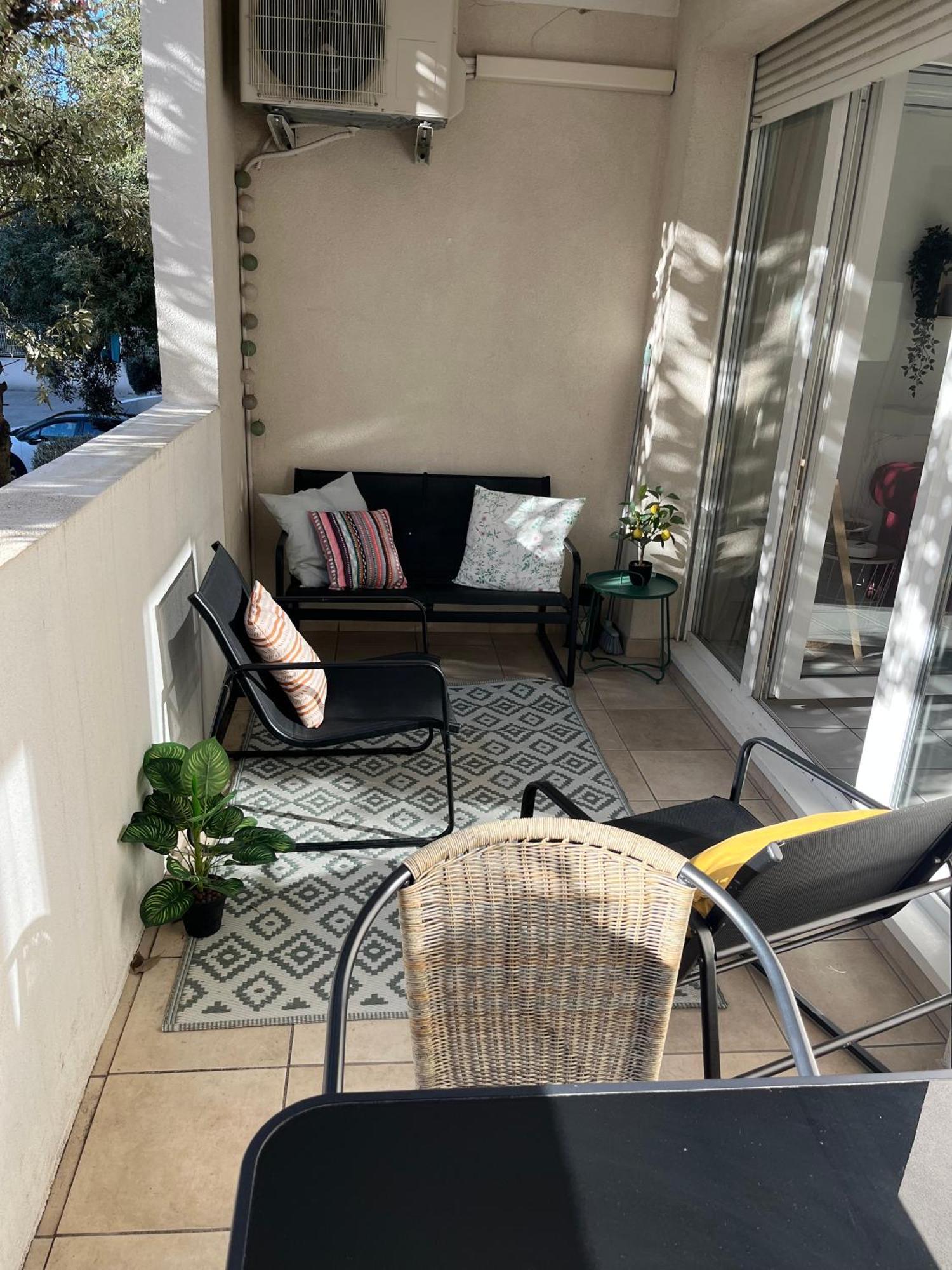 Joli Appart / Parking / Clim / Wifi Montpellier Bagian luar foto